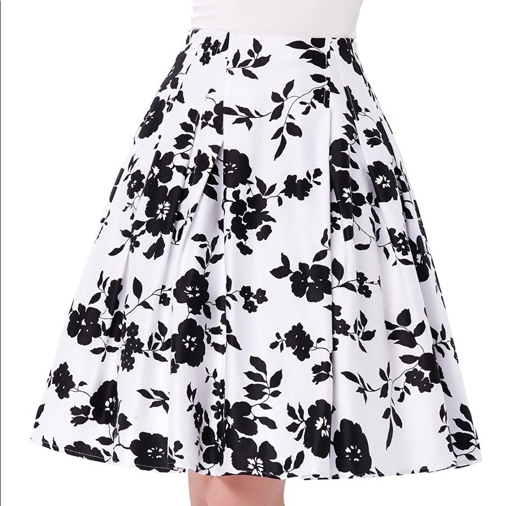 Vintage pleated A line flare skirt with pockets